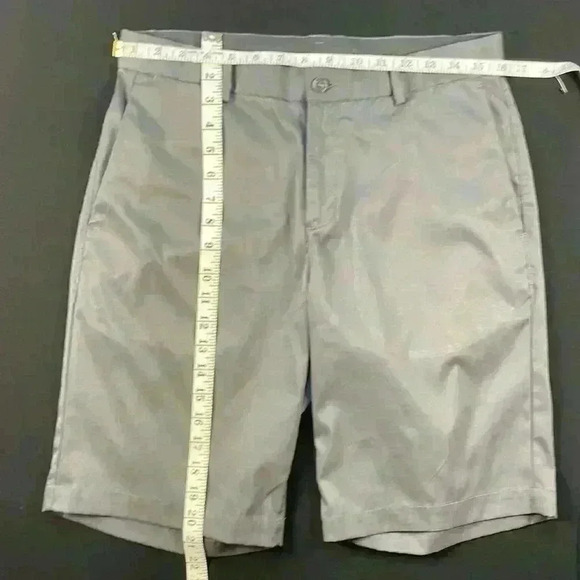 Nike Golf Men’s Dri-Fit Standard fit size 30/medium Gray shorts - Picture 4 of 7